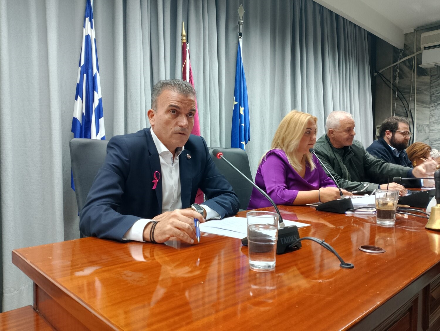 Ένα μνημείο στη Λάρισα για το δυστύχημα των Τεμπών